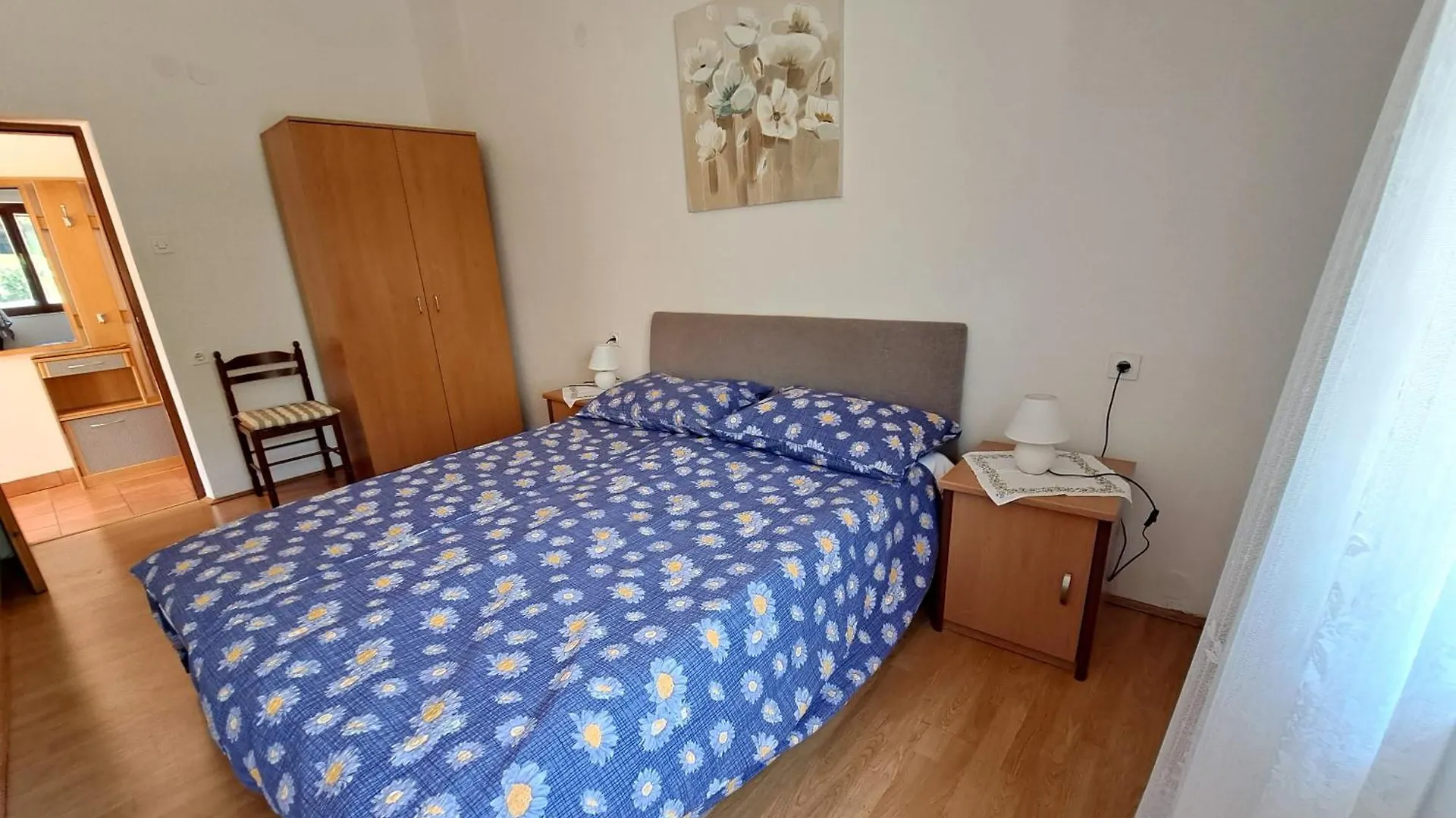 Apartments Malenica, Njivice, Croatia, 200 M From The Sea