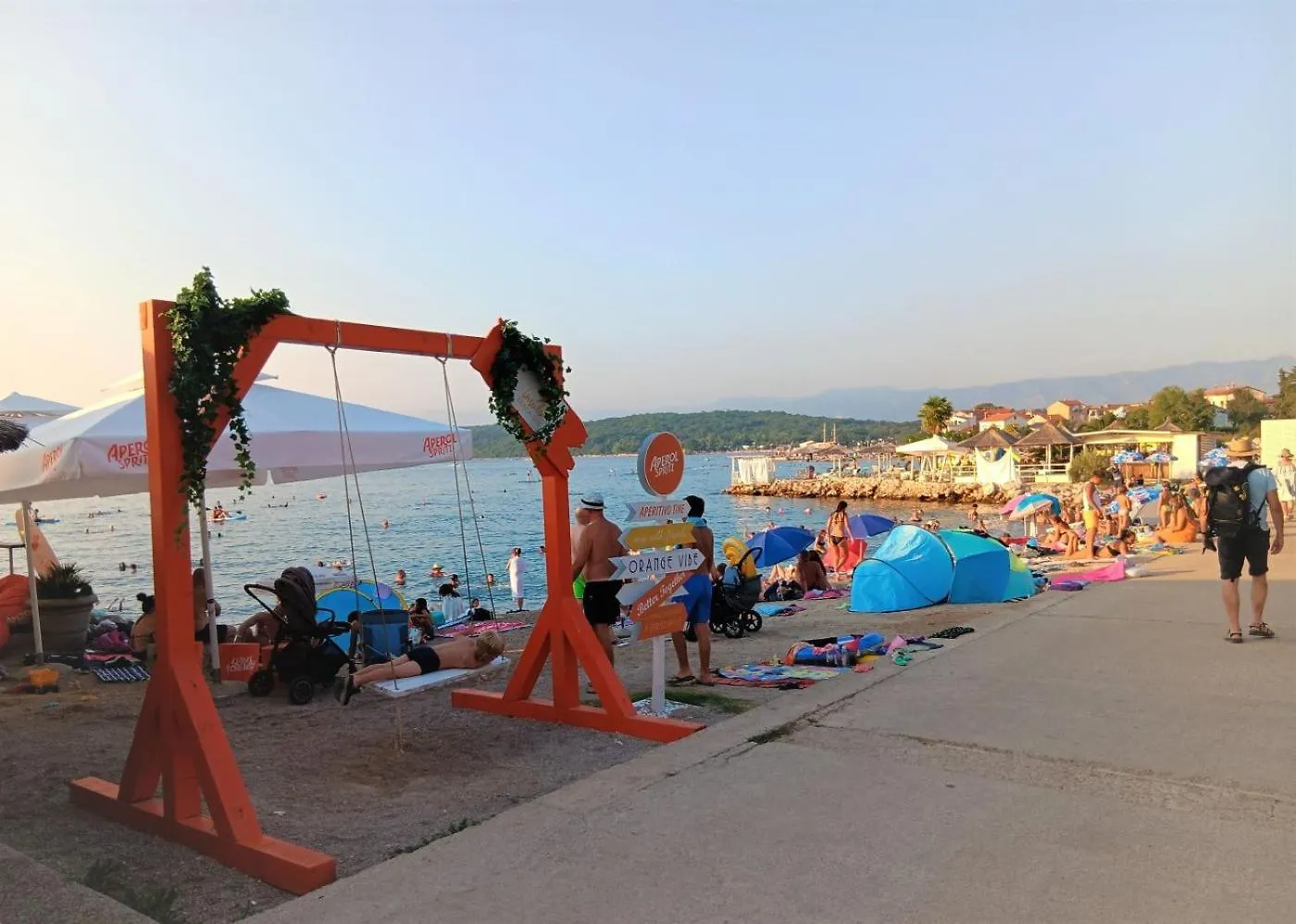 Apartments Malenica, Njivice, Croatia, 200 M From The Sea  Njivice