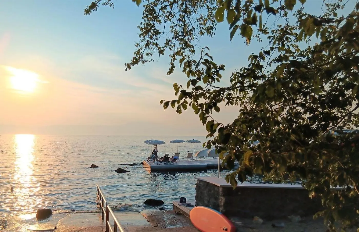 Apartments Malenica, Njivice, Croatia, 200 M From The Sea Njivice